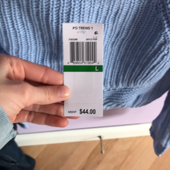 NWT light blue woman’s sweater - Picture 3 of 4